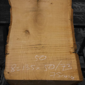 Tabla de madera de Roble Rojo nº 08 para mesa con cantos naturales