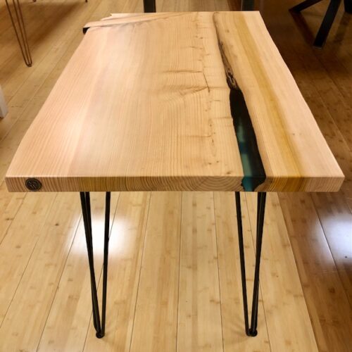 Cedro del Líbano, mesa nº 03